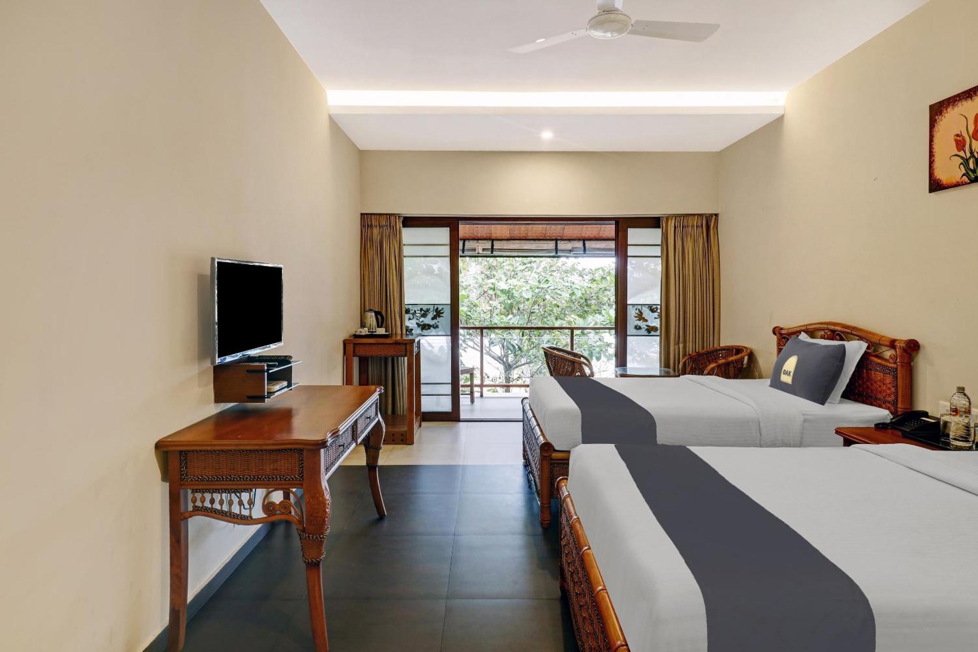 Townhouse Oak Edassery'S Sealine Villa Stay Kochi Exteriör bild
