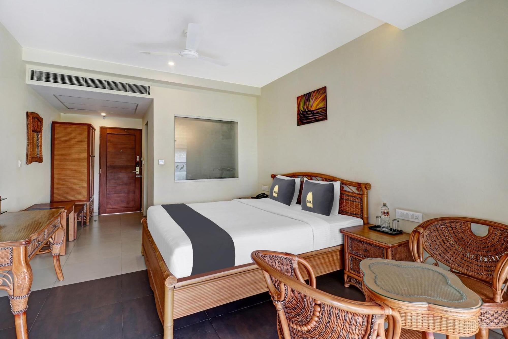 Townhouse Oak Edassery'S Sealine Villa Stay Kochi Exteriör bild