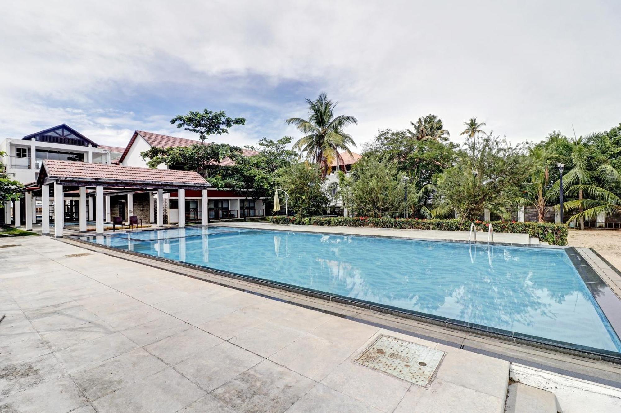 Townhouse Oak Edassery'S Sealine Villa Stay Kochi Exteriör bild