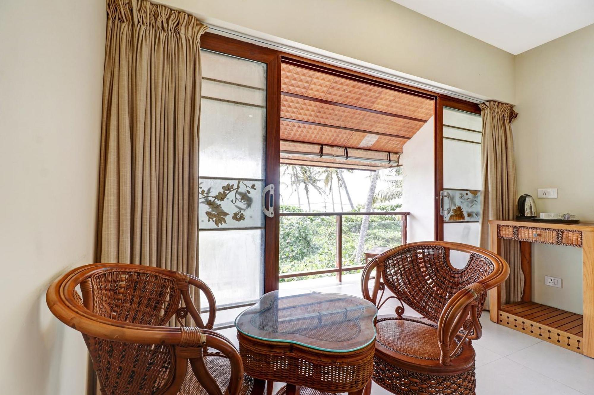 Townhouse Oak Edassery'S Sealine Villa Stay Kochi Exteriör bild