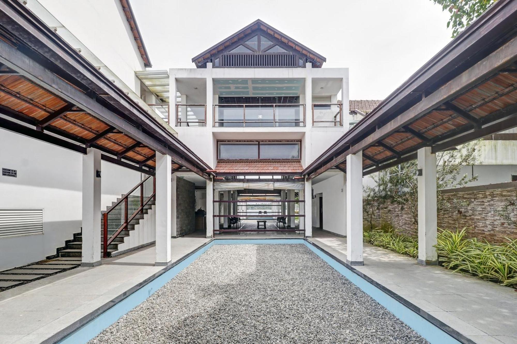 Townhouse Oak Edassery'S Sealine Villa Stay Kochi Exteriör bild