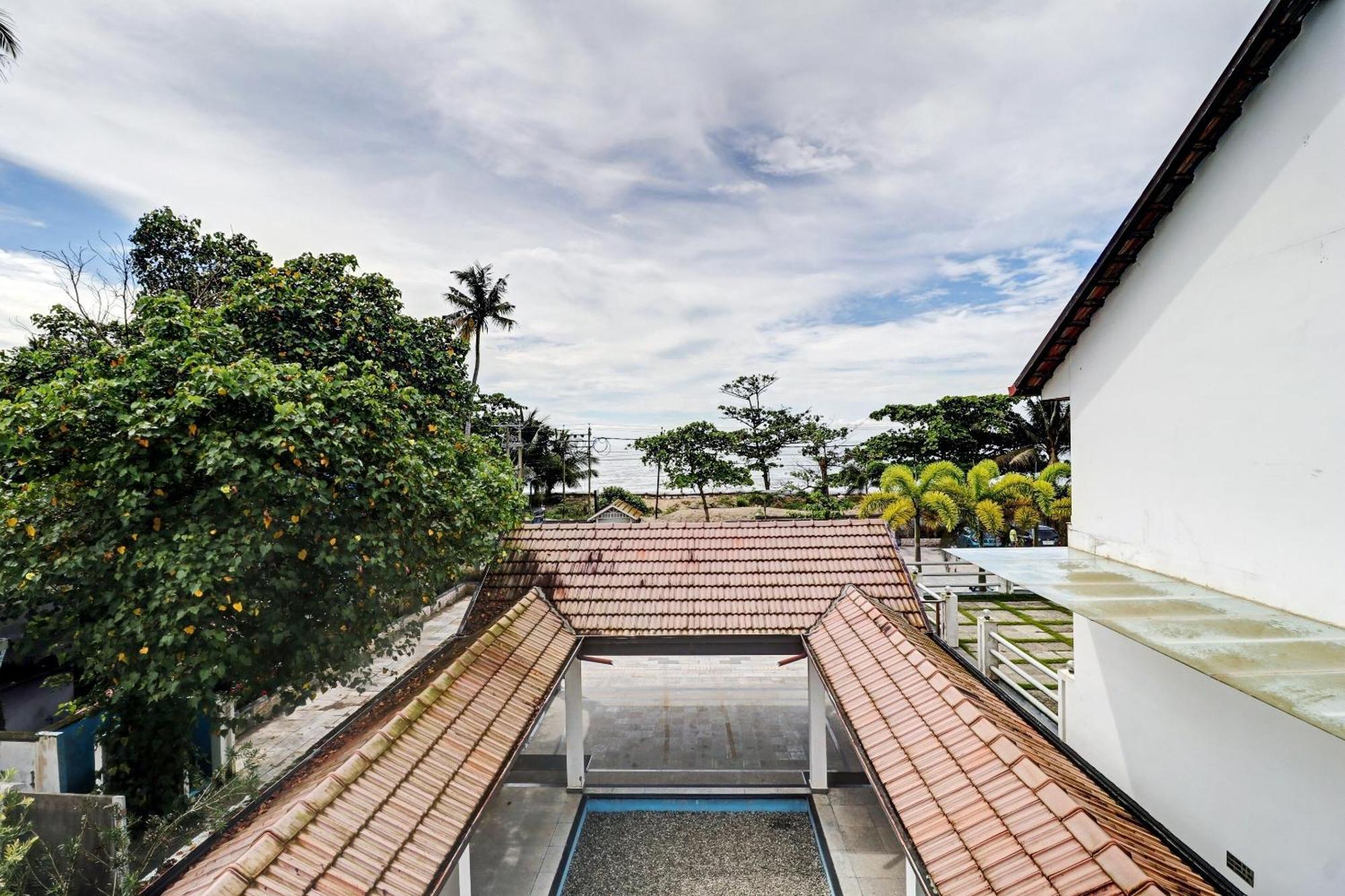 Townhouse Oak Edassery'S Sealine Villa Stay Kochi Exteriör bild