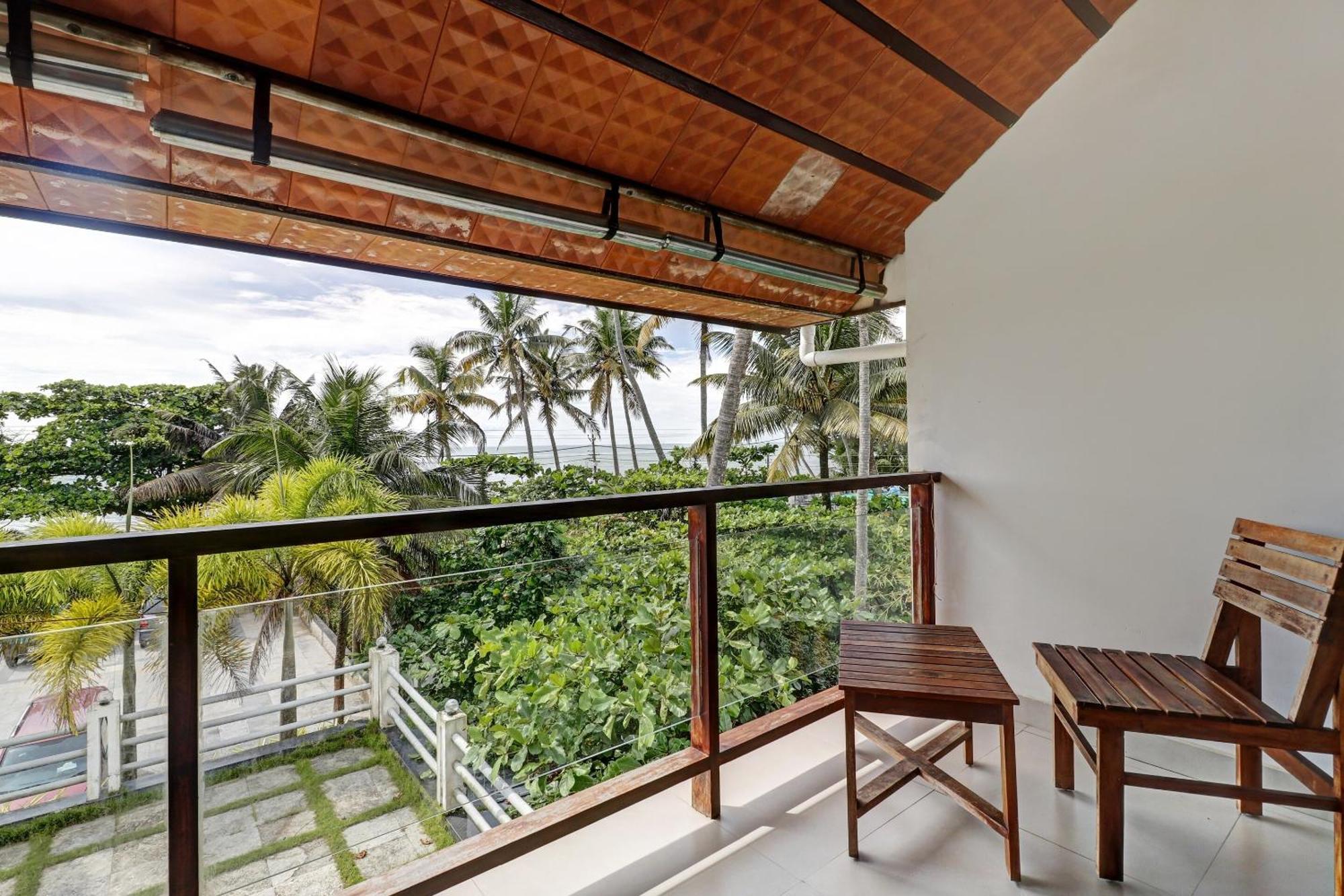 Townhouse Oak Edassery'S Sealine Villa Stay Kochi Exteriör bild