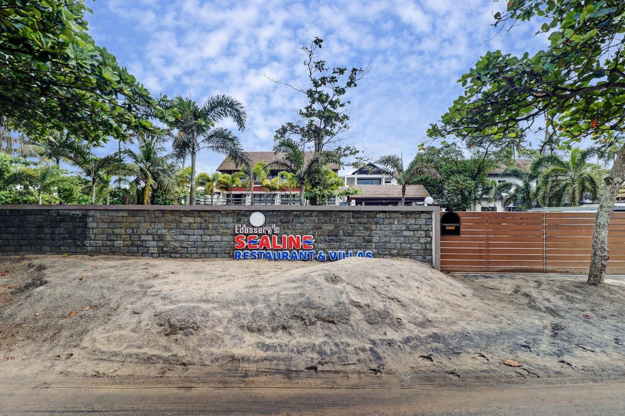 Townhouse Oak Edassery'S Sealine Villa Stay Kochi Exteriör bild