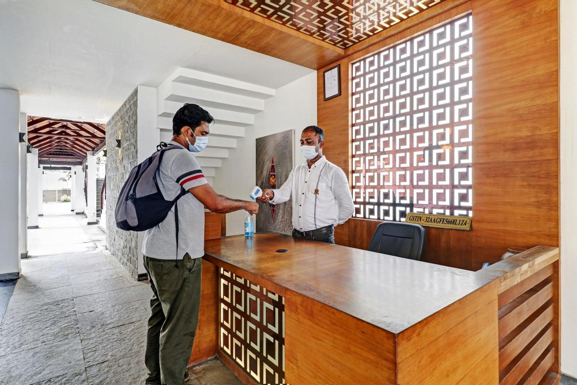 Townhouse Oak Edassery'S Sealine Villa Stay Kochi Exteriör bild